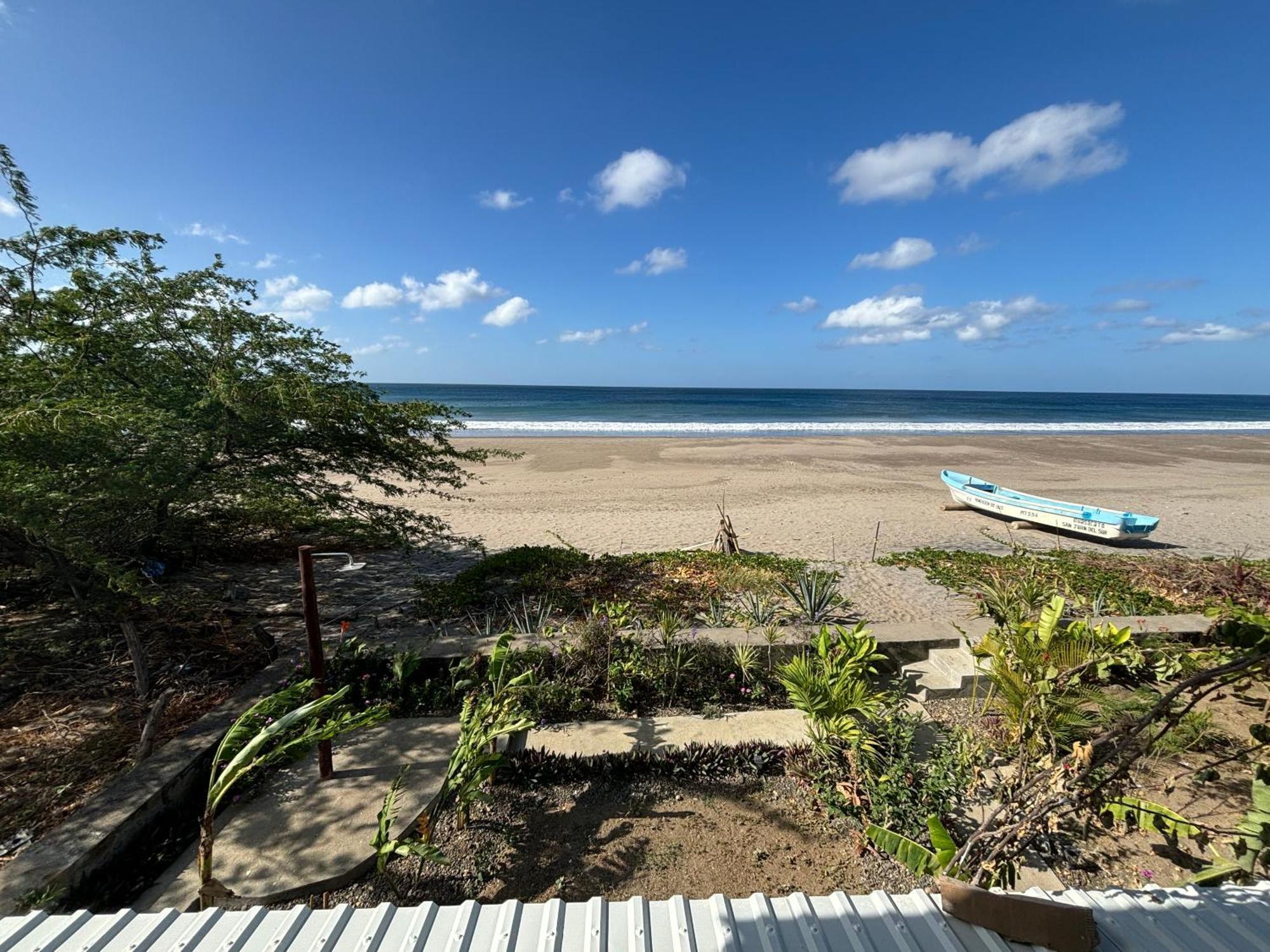 Stella Mar Oceanfront Hotel Popoyo Eksteriør bilde