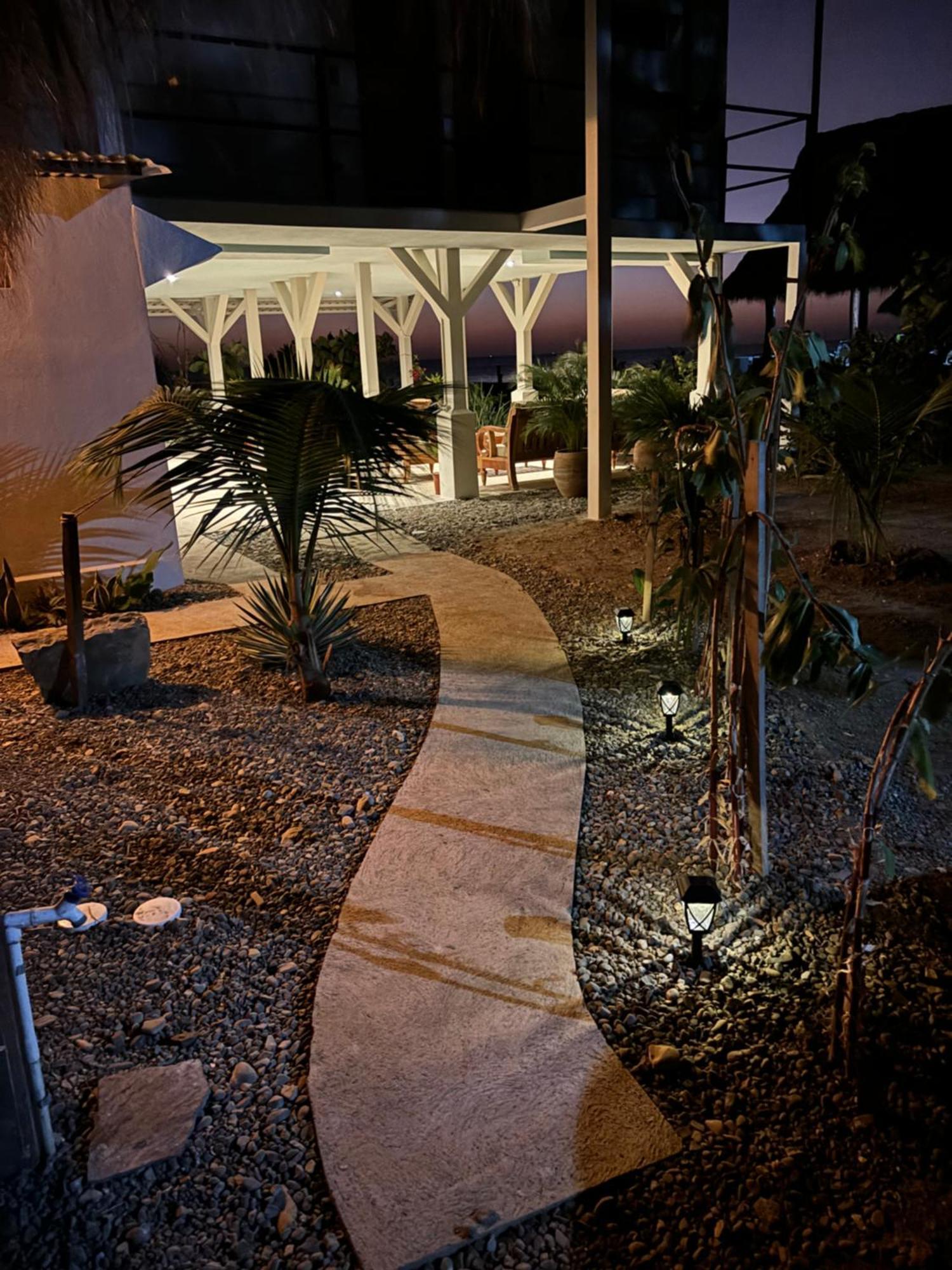 Stella Mar Oceanfront Hotel Popoyo Eksteriør bilde